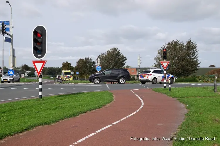 Fietster gewond bij aanrijding in Hoogkarspel