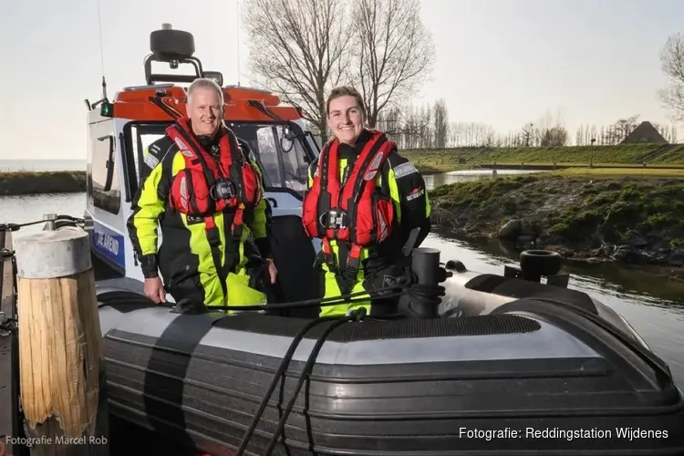 Sjaak van de Ruit neemt afscheid als schipper bij Reddingstation Wijdenes