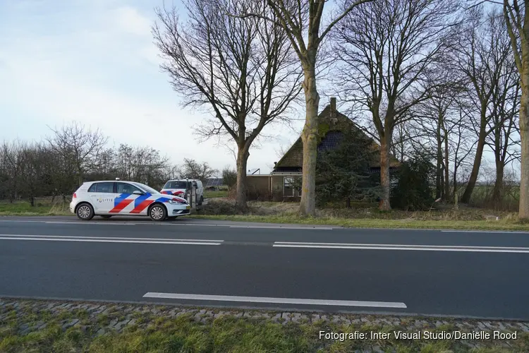 In werking zijnde wietkwekerij aangetroffen bij woonboerderij in Wijdenes