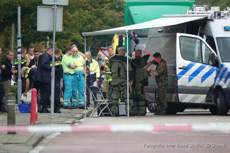 EOD in actie bij vondst scooter met explosief in Hoogkarspel