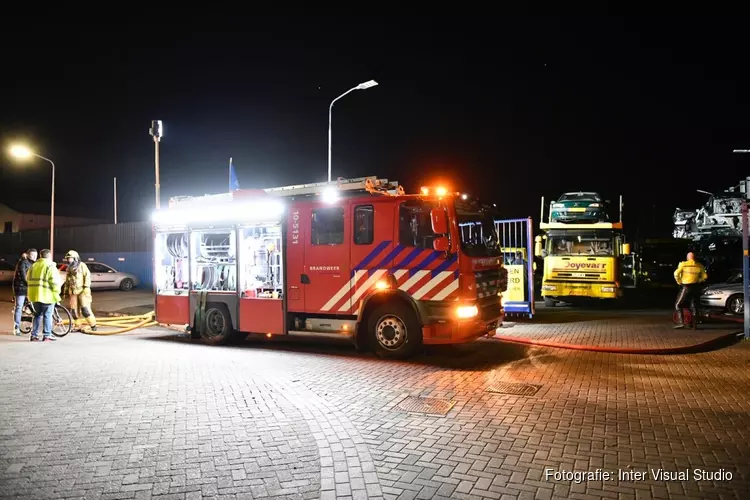 Brand op bedrijventerrein Oosterblokker