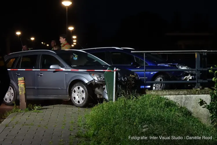 Botsing in Venhuizen door inhaalactie