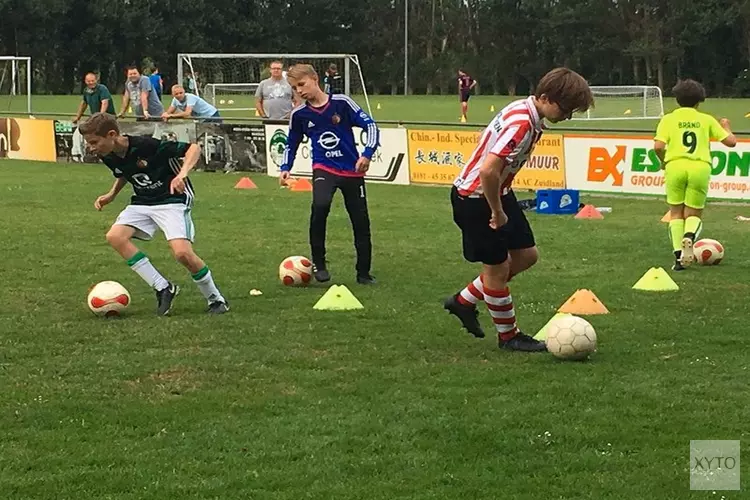 Train als een profvoetballer in de herfstvakantie