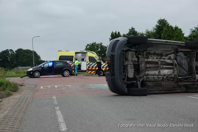 Ongeval kruising De Gouw/Kadijkweg in Lutjebroek